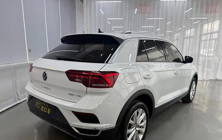 Volkswagen T-Roc I, 2022 год, 1 487 000 рублей, 6 фотография