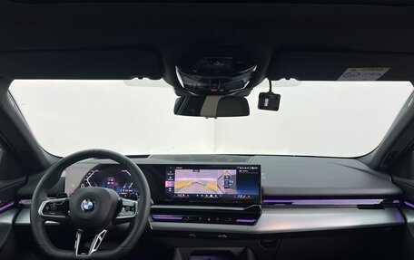 BMW 5 серия, 2024 год, 6 595 000 рублей, 9 фотография