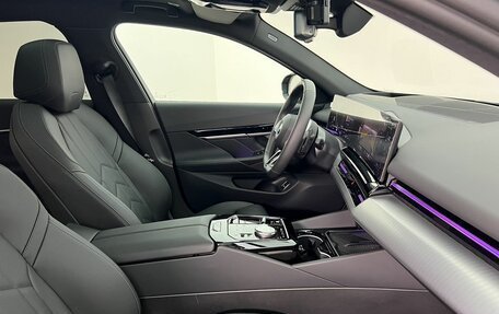 BMW 5 серия, 2024 год, 6 595 000 рублей, 13 фотография