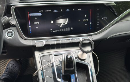 Geely Atlas, 2023 год, 1 700 000 рублей, 8 фотография