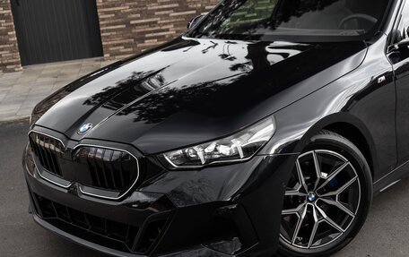 BMW 5 серия, 2025 год, 6 700 000 рублей, 2 фотография