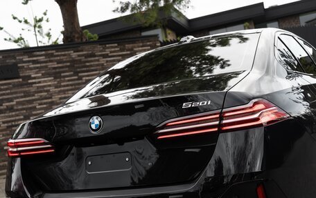 BMW 5 серия, 2025 год, 6 700 000 рублей, 11 фотография
