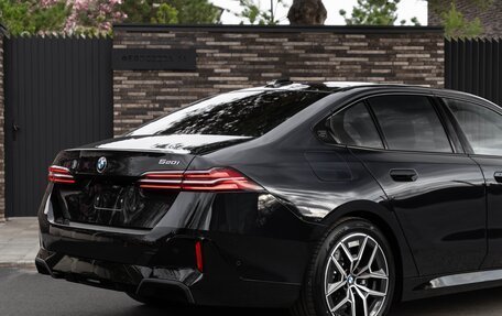 BMW 5 серия, 2025 год, 6 700 000 рублей, 10 фотография