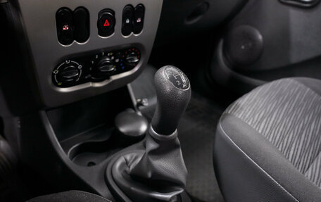 Renault Sandero I, 2013 год, 636 000 рублей, 16 фотография