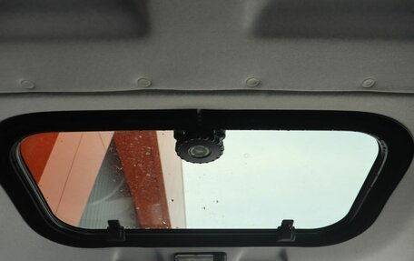 Land Rover Defender I, 2009 год, 2 599 000 рублей, 14 фотография