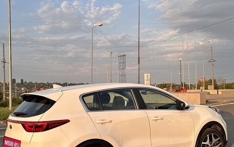 KIA Sportage IV рестайлинг, 2018 год, 1 990 000 рублей, 6 фотография