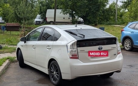 Toyota Prius, 2010 год, 1 200 000 рублей, 3 фотография