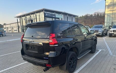 Toyota Land Cruiser Prado 150 рестайлинг 2, 2021 год, 6 100 000 рублей, 7 фотография