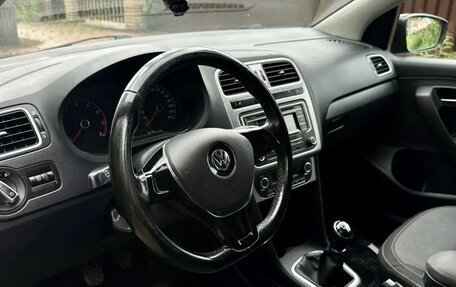 Volkswagen Polo VI (EU Market), 2015 год, 830 000 рублей, 5 фотография