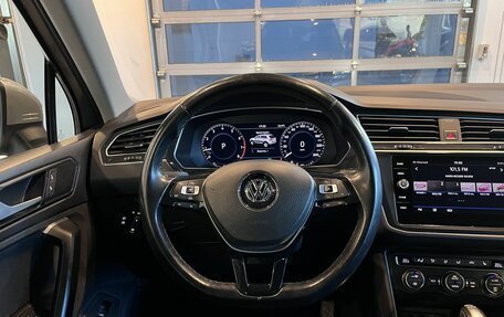 Volkswagen Tiguan II, 2018 год, 2 590 000 рублей, 10 фотография