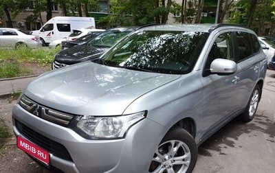 Mitsubishi Outlander III рестайлинг 3, 2012 год, 1 330 000 рублей, 1 фотография