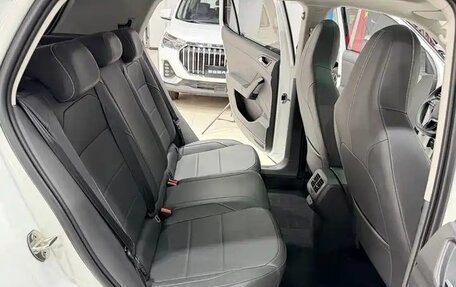Volkswagen T-Cross I, 2023 год, 1 930 000 рублей, 10 фотография