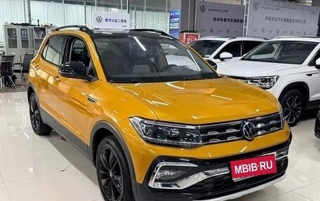 Volkswagen T-Cross I, 2022 год, 1 870 000 рублей, 1 фотография