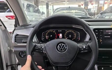 Volkswagen T-Cross I, 2021 год, 1 634 000 рублей, 10 фотография
