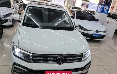 Volkswagen T-Cross I, 2021 год, 1 634 000 рублей, 2 фотография