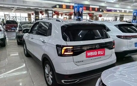Volkswagen T-Cross I, 2021 год, 1 634 000 рублей, 4 фотография