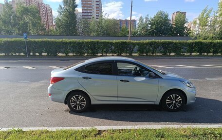 Hyundai Solaris II рестайлинг, 2012 год, 890 000 рублей, 8 фотография