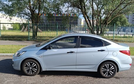 Hyundai Solaris II рестайлинг, 2012 год, 890 000 рублей, 4 фотография