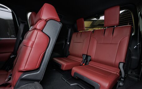 Lexus LX, 2026 год, 17 000 000 рублей, 16 фотография