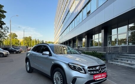 Mercedes-Benz GLA, 2019 год, 2 450 000 рублей, 3 фотография