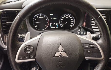 Mitsubishi Outlander III рестайлинг 3, 2012 год, 1 330 000 рублей, 7 фотография