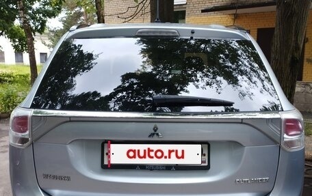 Mitsubishi Outlander III рестайлинг 3, 2012 год, 1 330 000 рублей, 4 фотография