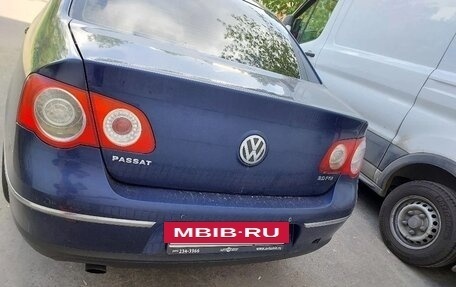 Volkswagen Passat B6, 2006 год, 700 000 рублей, 2 фотография