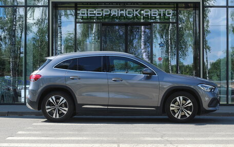 Mercedes-Benz GLA, 2020 год, 3 750 000 рублей, 4 фотография