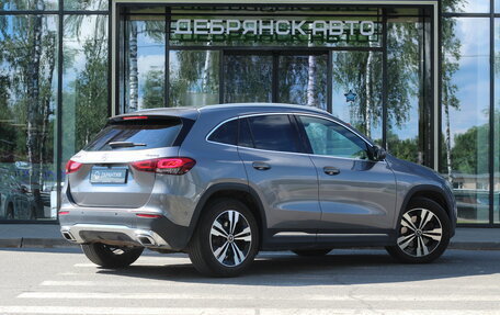 Mercedes-Benz GLA, 2020 год, 3 750 000 рублей, 2 фотография