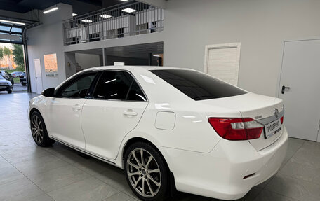 Toyota Camry, 2014 год, 1 700 000 рублей, 5 фотография