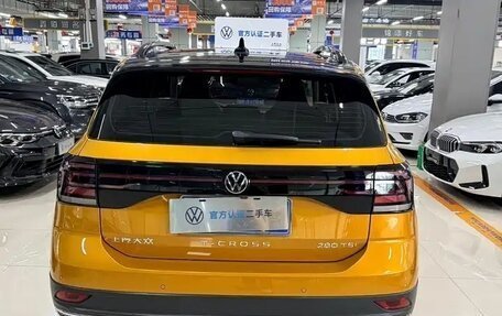 Volkswagen T-Cross I, 2022 год, 1 870 000 рублей, 5 фотография