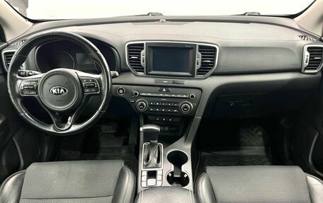 KIA Sportage IV рестайлинг, 2017 год, 2 179 900 рублей, 8 фотография