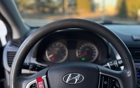 Hyundai Solaris II рестайлинг, 2014 год, 700 000 рублей, 6 фотография