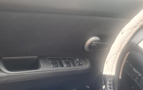 Nissan Tiida, 2013 год, 750 000 рублей, 10 фотография