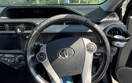 Toyota Aqua I, 2013 год, 680 000 рублей, 4 фотография