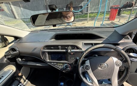 Toyota Aqua I, 2013 год, 680 000 рублей, 5 фотография