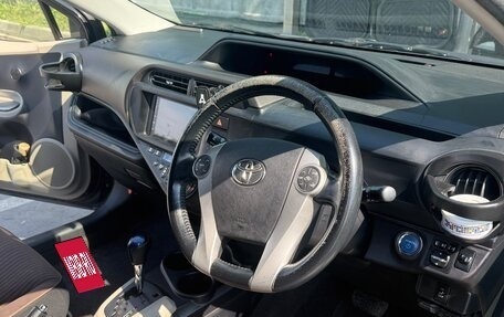 Toyota Aqua I, 2013 год, 680 000 рублей, 13 фотография