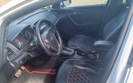 Opel Astra J, 2011 год, 790 000 рублей, 12 фотография