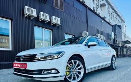 Volkswagen Passat B8 рестайлинг, 2017 год, 1 960 000 рублей, 2 фотография