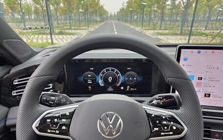 Volkswagen Tiguan, 2026 год, 4 379 010 рублей, 14 фотография
