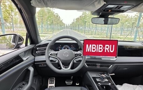 Volkswagen Tiguan, 2026 год, 4 379 010 рублей, 16 фотография
