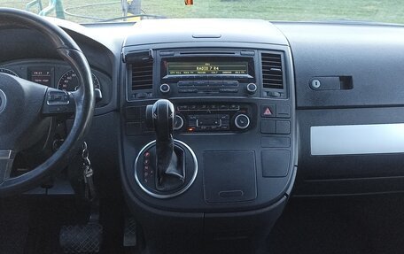 Volkswagen Multivan T5, 2013 год, 2 250 000 рублей, 24 фотография