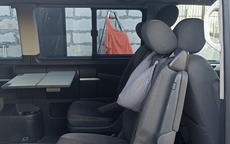 Volkswagen Multivan T5, 2013 год, 2 250 000 рублей, 23 фотография
