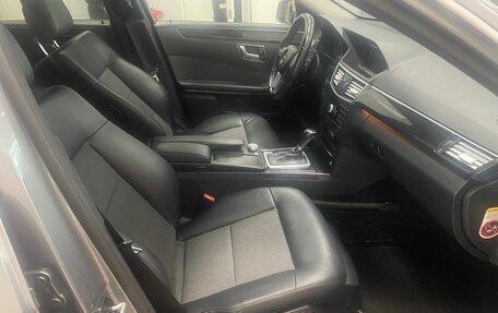 Mercedes-Benz E-Класс, 2009 год, 1 246 000 рублей, 20 фотография