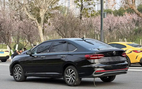 Volkswagen Lavida, 2023 год, 1 205 000 рублей, 6 фотография