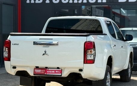 Mitsubishi L200 IV рестайлинг, 2021 год, 2 450 000 рублей, 11 фотография