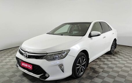 Toyota Camry, 2017 год, 1 900 000 рублей, 1 фотография