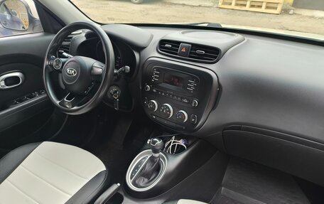 KIA Soul II рестайлинг, 2016 год, 950 000 рублей, 8 фотография
