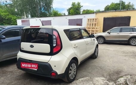 KIA Soul II рестайлинг, 2016 год, 950 000 рублей, 11 фотография