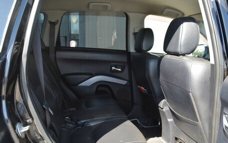 Mitsubishi Outlander III рестайлинг 3, 2007 год, 889 999 рублей, 16 фотография